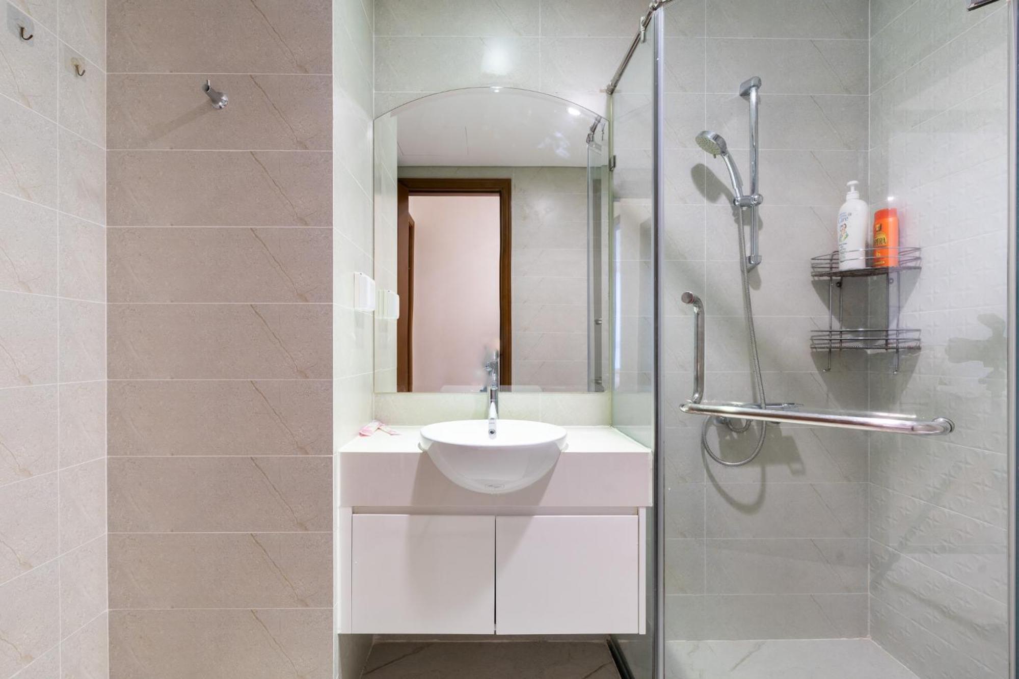 Vinhomes Central Park - Serviced Apartments Rental Ltd Ho Chi Minh-staden Exteriör bild